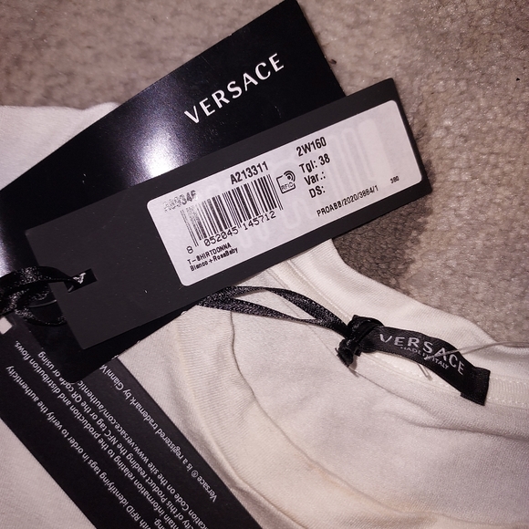 NWT Versace Pink Logo Cotton T-Shirt - Picture 6 of 7